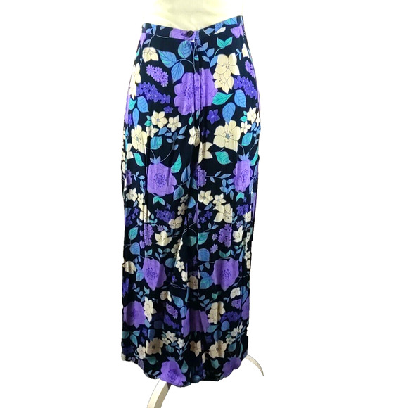 Dress Barn Women's Skirt Size 10 Long Midi Black Purple Flowers Back Zip - Picture 3 of 5